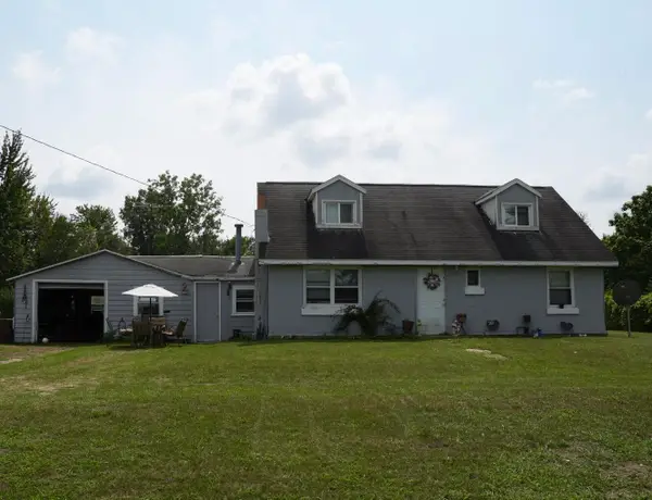 5644 102nd Avenue, GrandJunction, MI 49056