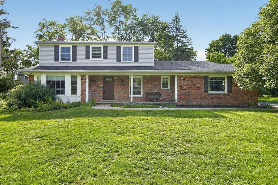 2656 Plumbrook Drive, Bloomfield, MI 48304 - #2