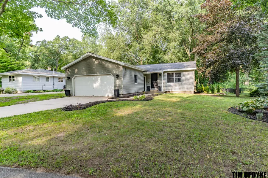 16661 152nd Avenue, Spring Lake, MI 49456 - #2