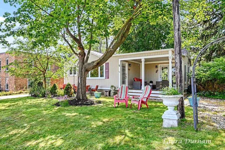 15 E Wall Street, Douglas, MI 49406 - #3