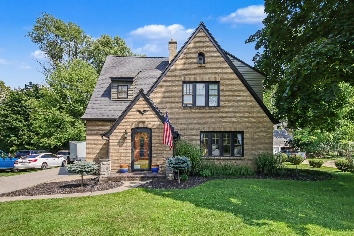 1214 Oakleigh Avenue NW, Grand Rapids, MI 49504 - #1