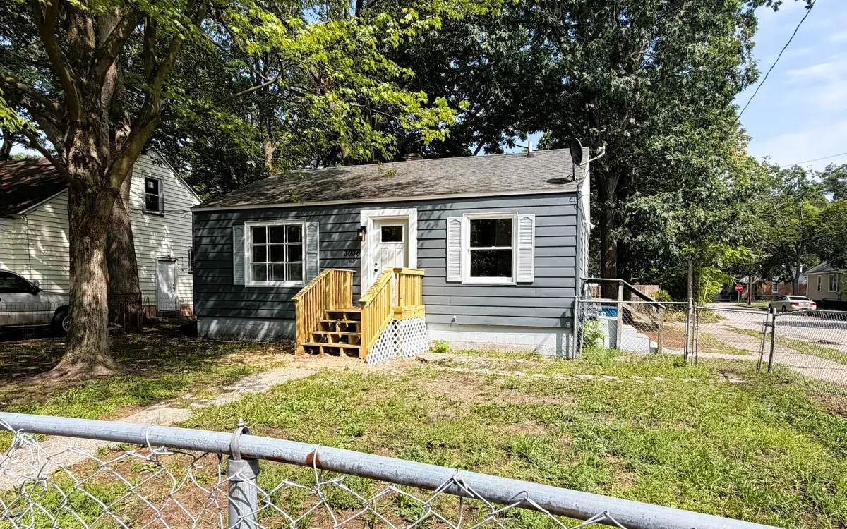 3036 7th Street, Muskegon Heights, MI 49444 - #1