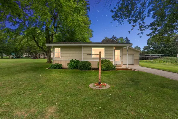 3606 Center Street, Ravenna, MI 49451