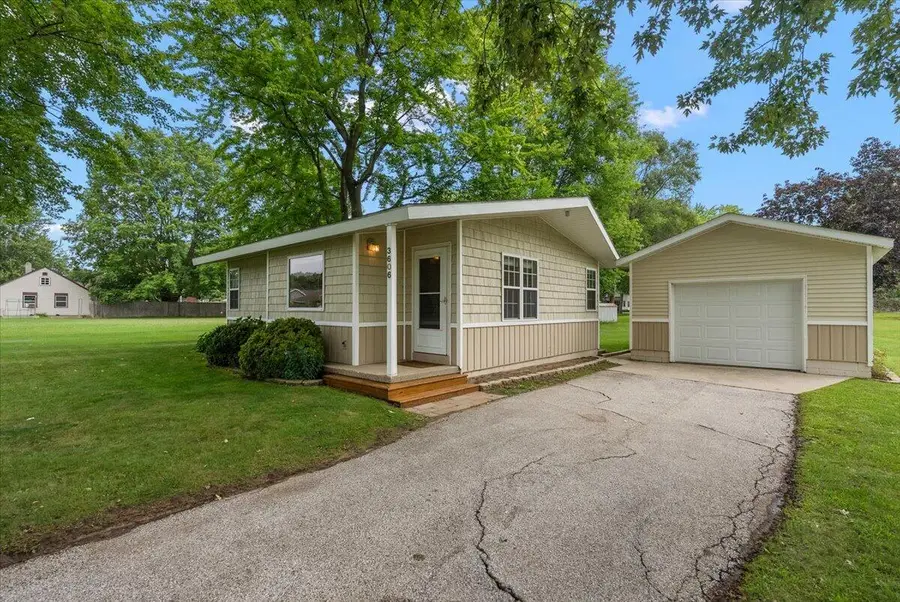3606 Center Street, Ravenna, MI 49451 - #2