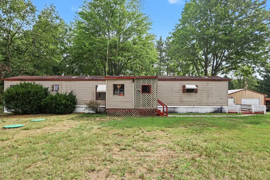 912 S Bossett Road, Ravenna, MI 49451 - #2