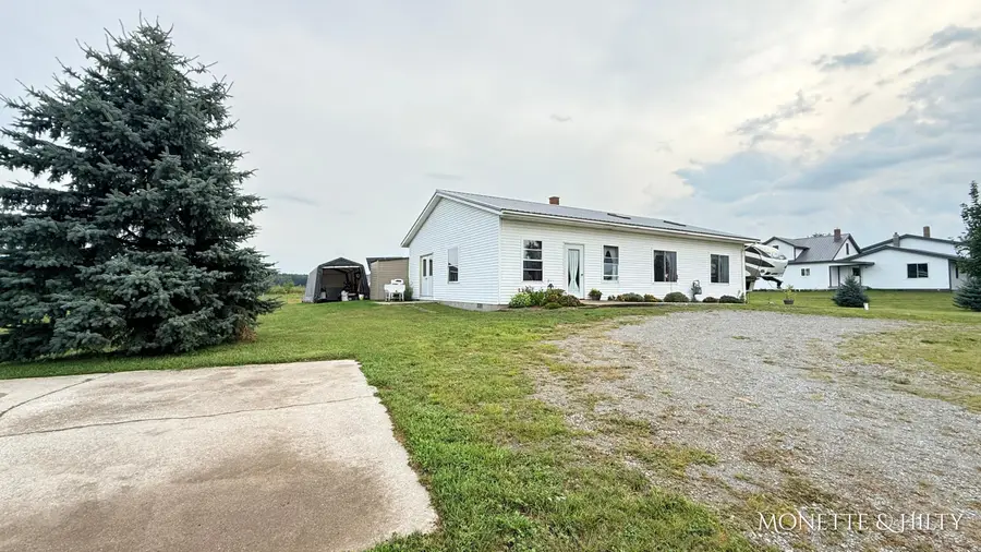 8454 E Skeels Road, Holton, MI 49425 - #2