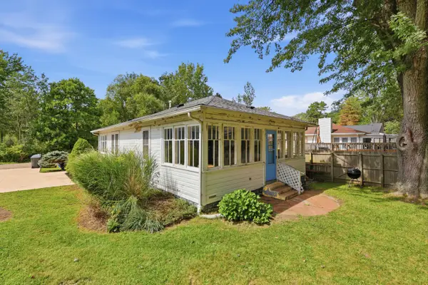 83 Pershing Avenue, SouthHaven, MI 49090