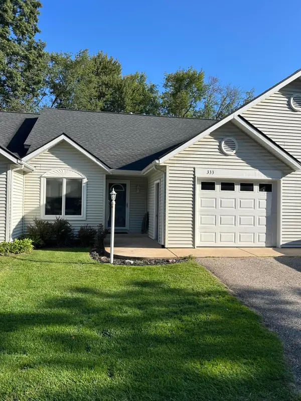 333 Nestlewood Drive, Holland, MI 49424