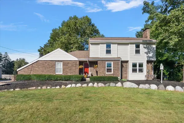 3655 Aaron Avenue SW, Grandville, MI 49418