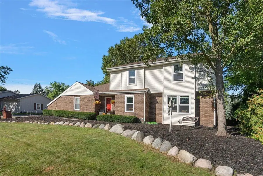 3655 Aaron Avenue SW, Grandville, MI 49418 - #2