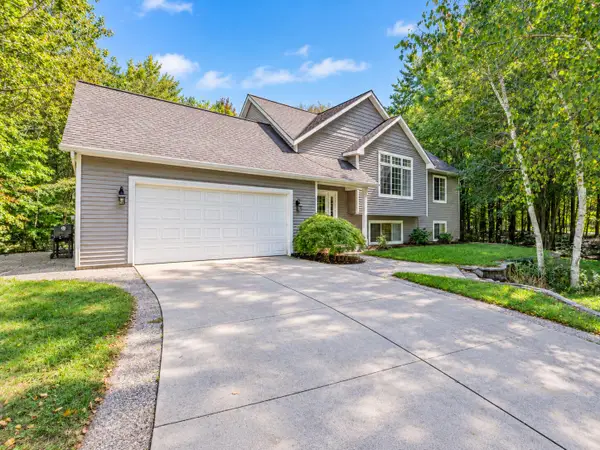 5480 Hidden Acres Court, Holland, MI 49424