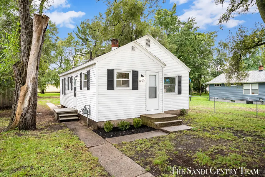1265 Catherine Avenue, Muskegon, MI 49442 - #3