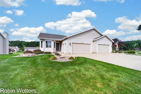 3685 Fairway Drive, NortonShores, MI 49441