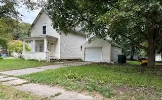 824 Cross Street, Lansing, MI 48915