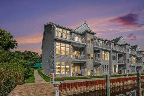 2411 Lake Avenue Unit: 52, Muskegon, MI 49445