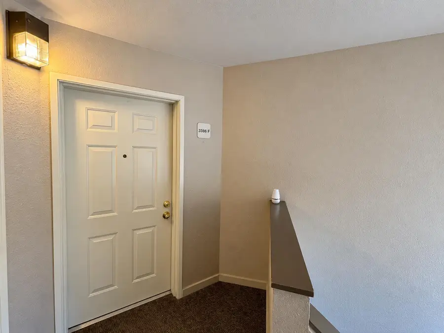 3386 Devonwood Hills NE Building: 148 Unit: F, Northview, MI 49525 - #3