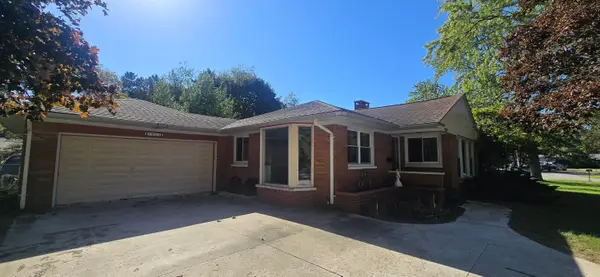 1925 Crestwood Lane, Muskegon, MI 49441