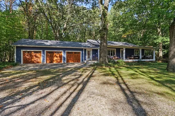 15758 Vineyard Street, SpringLake, MI 49456