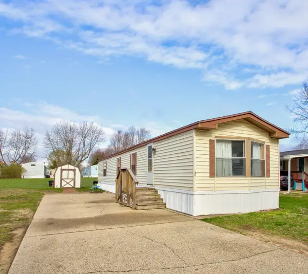 3611 Butternut Drive Unit: 35, Holland, MI 49424