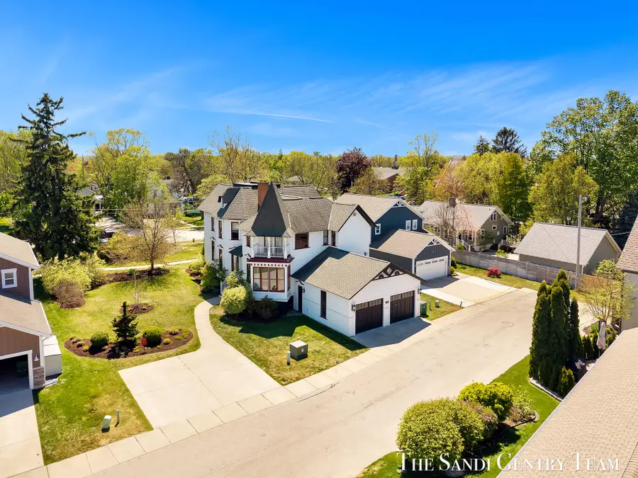 318 Rachaels Way, Spring Lake, MI 49456 - #2
