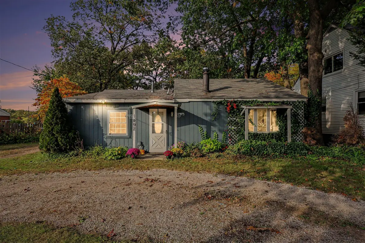1492 E Broadway Avenue, Norton Shores, MI 49444 - #1