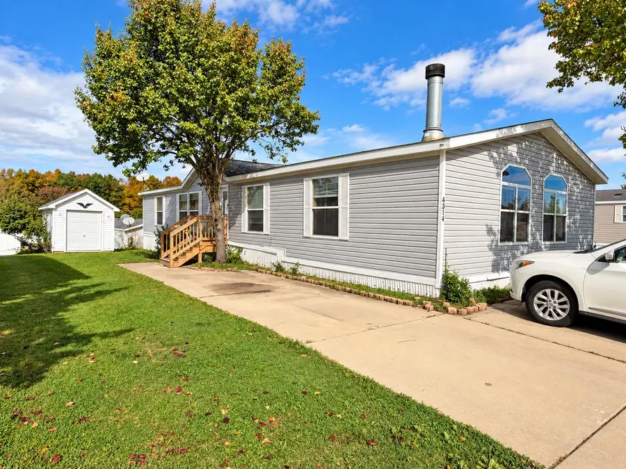 4314 Kingston Lane, Jackson, MI 49201 - #2