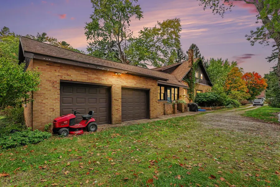 1739 Hendrick Road, Norton Shores, MI 49441 - #2