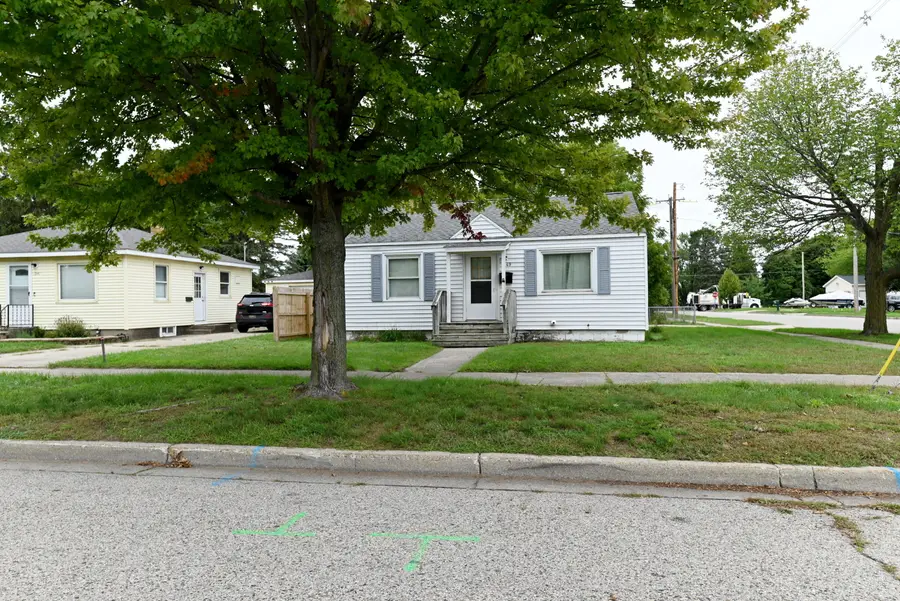 1549 Pennoyer Avenue, Grand Haven, MI 49417 - #2