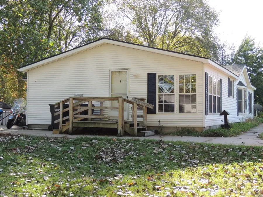 2507 Beach Court, Allegan, MI 49010 - #3