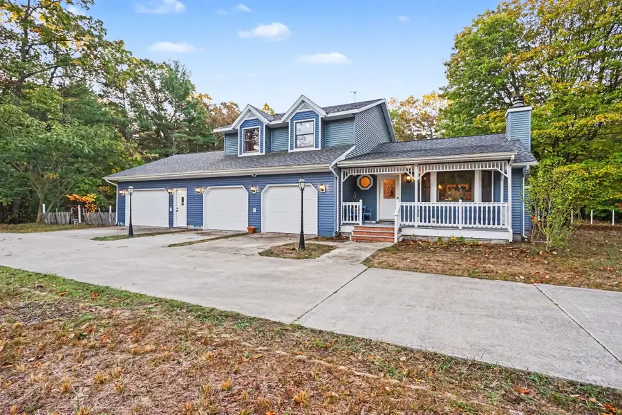 4251 W Giles Road, Muskegon, MI 49445 - #2