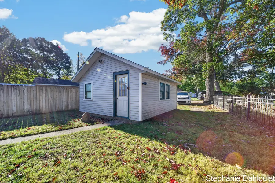 315 N Muskegon Boulevard, Muskegon, MI 49442 - #3