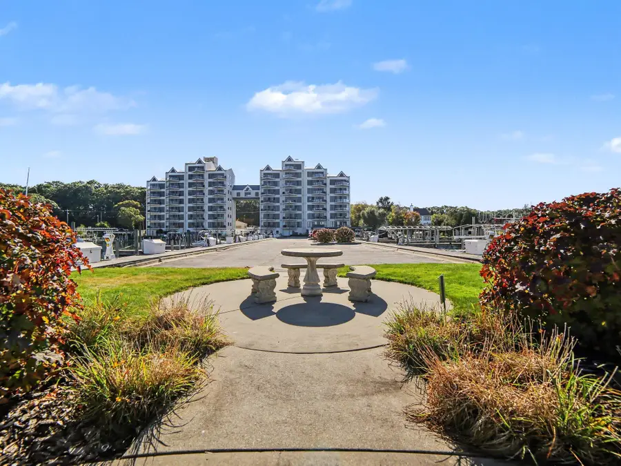 2964 Lakeshore Drive Unit: W602, Muskegon, MI 49441 - #3