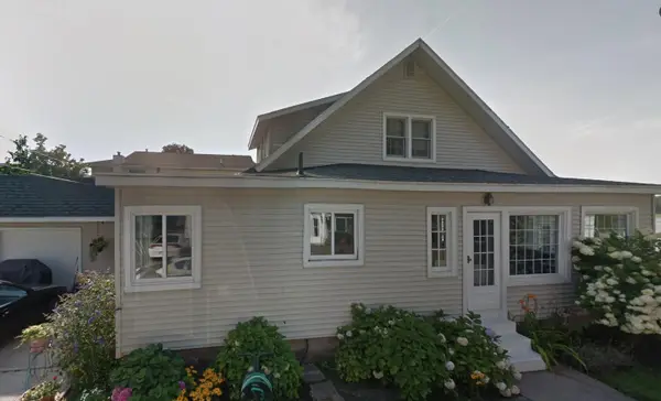 223 Dixie Street, SpringLake, MI 49456