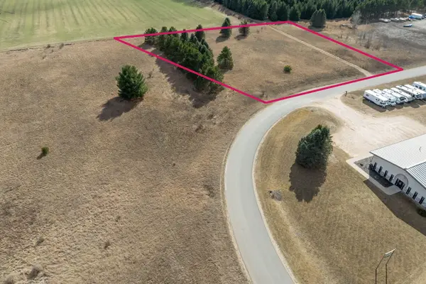 8665 Midstate Drive Unit: 11, Mecosta, MI 49332