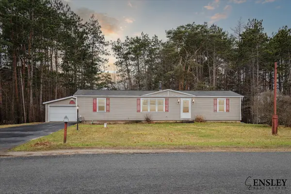 8901 W Suwanee Trail, HowardCity, MI 49329