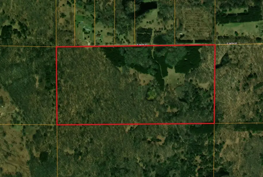 80 E 24th Street Modifier: V/L, Richmond, MI 49677 - Image #2