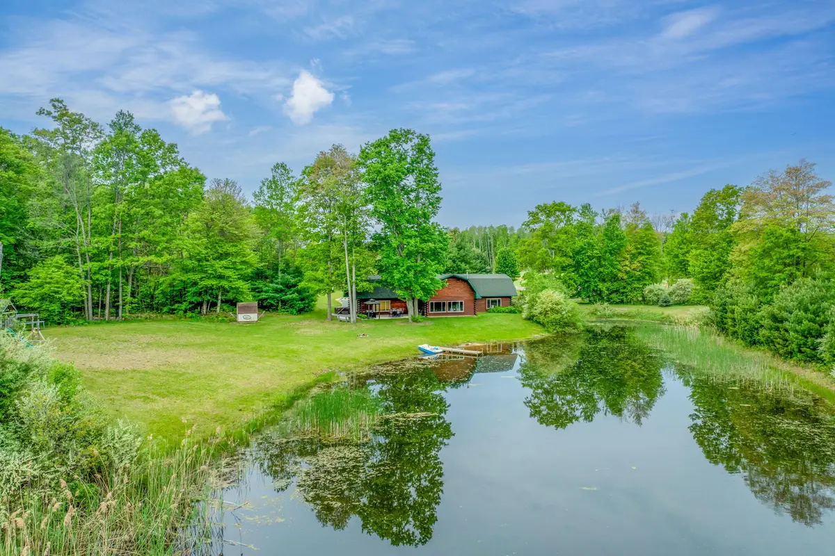 22711 15 Mile Rd, Big Rapids Charter Township, MI 49307 - Image #1