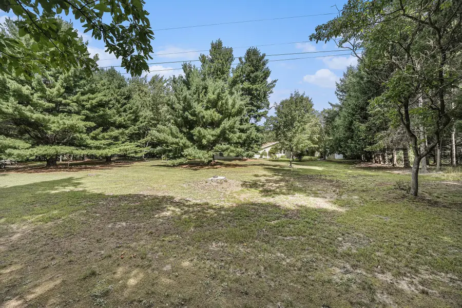 8882 S Osborn Avenue, Fremont, MI 49412 - #3