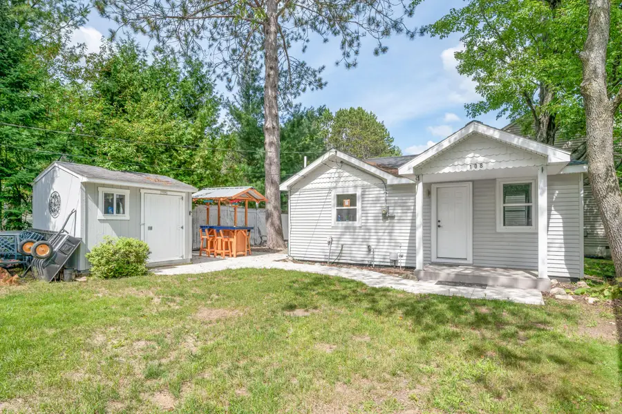 108 Henderson Place, Cadillac, MI 49601 - #2
