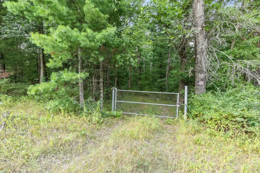 4201 E 20th Street, Everett, MI 49349 - Image #3