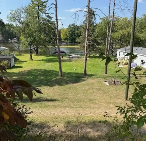 11621 Riverside Drive, Stanwood, MI 49346