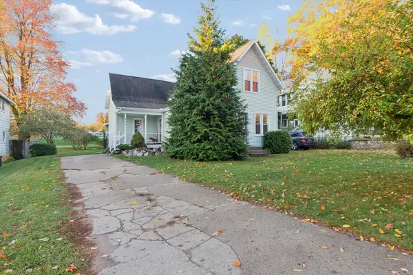 223 W Todd Avenue, ReedCity, MI 49677