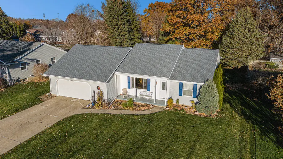 6540 Kingtree Drive SW, Cutlerville, MI 49315 - Image #2