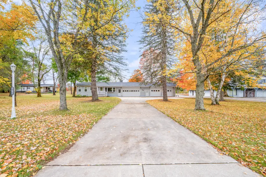 18751 16 Mile Rd, Big Rapids Charter Township, MI 49307 - Image #2