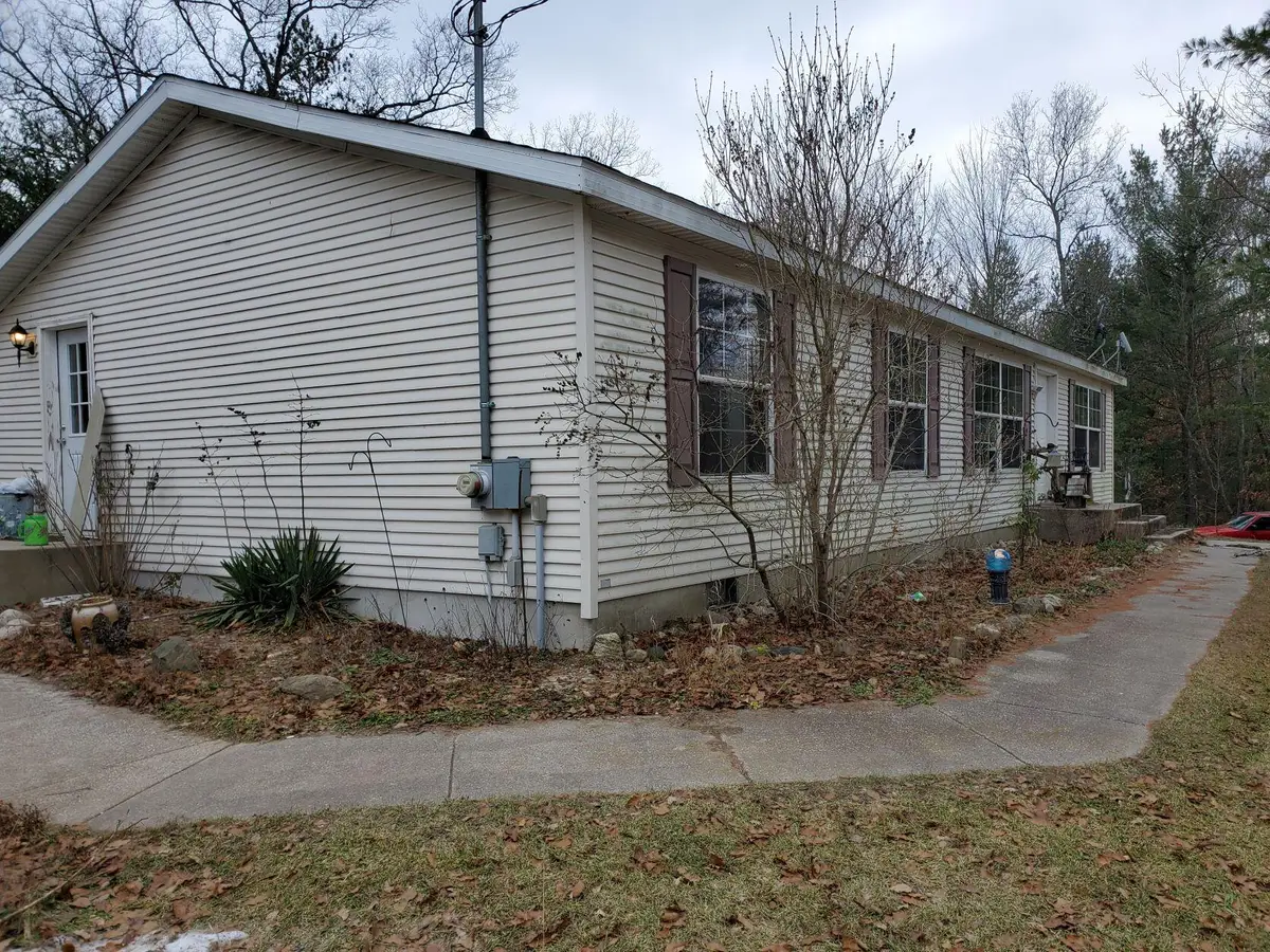 9113 N Kaderabek Trail, Irons, MI 49644 - Image #1