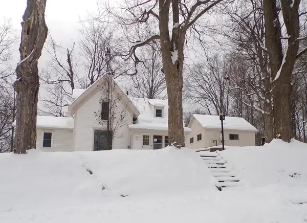 305 W Pine Street, BigRapids, MI 49307