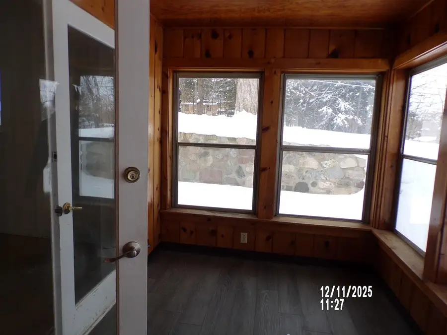 305 W Pine Street, Big Rapids, MI 49307 - #3