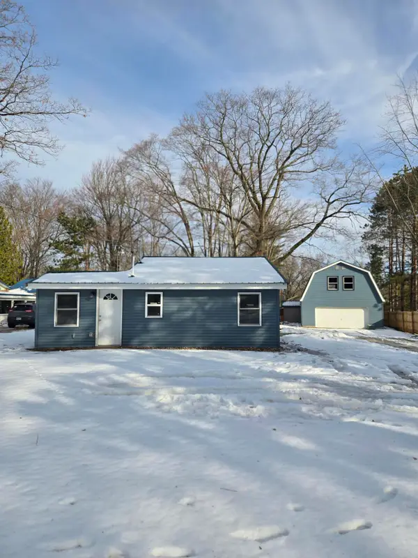 6215 Beech Drive, Lake, MI 48632