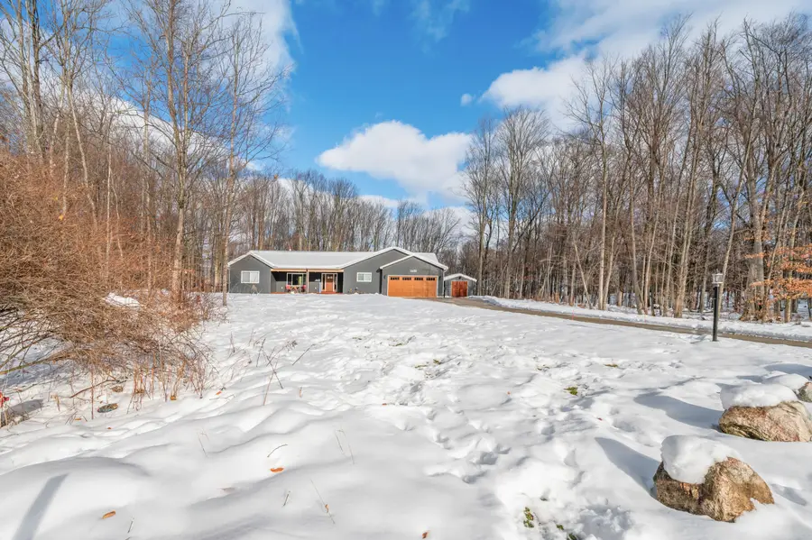 16688 Canyon Cove, Big Rapids Charter Township, MI 49307 - Image #2