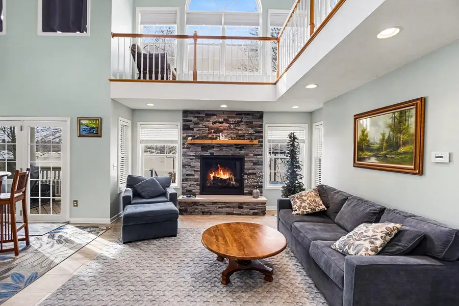 7663 Bay Meadow, Canadian Lakes, MI 49346 - #2